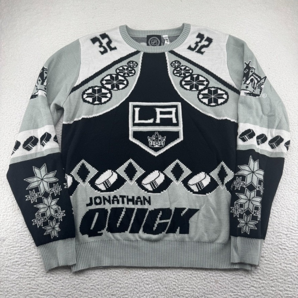 NHL Los Angeles Kings Jonathan Quick Sweater Mens XL Gray 100% Acrylic Very Soft